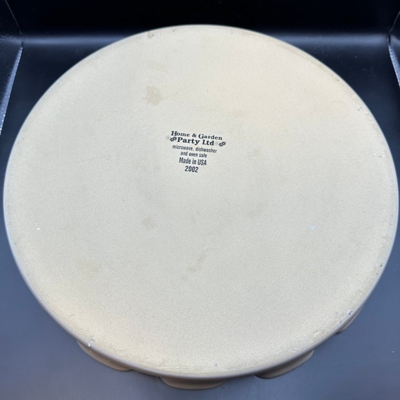 Chip and Dip stoneware by Home and Garden - Picture 8 of 13